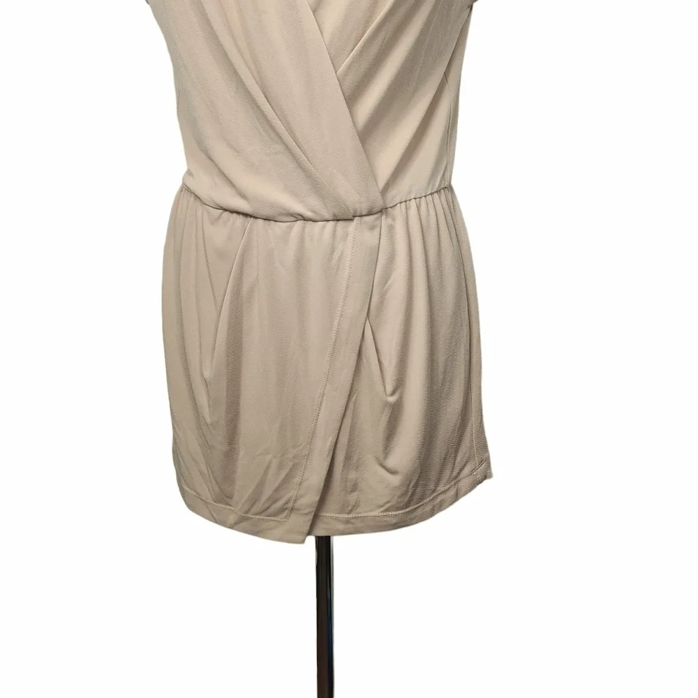 BCBGeneration V Neck Beige Sleeveless Romper M